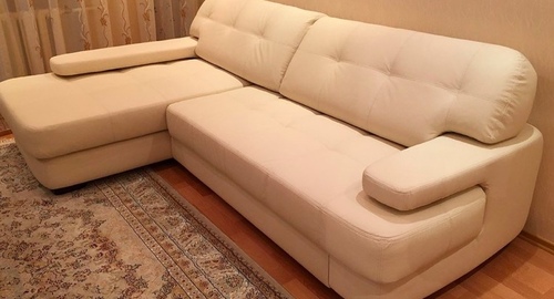 Обивка углового дивана.  Олекминск